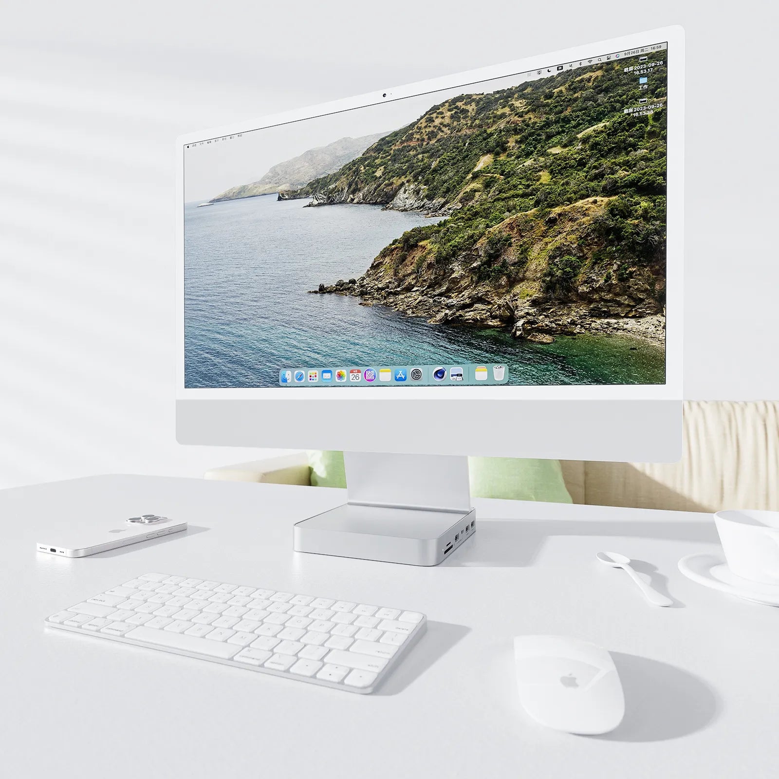 PULWTOP USB C Hub For iMac 24" M1/M3/M4 ( 7-in-1, M.2 SSD case, Silver)