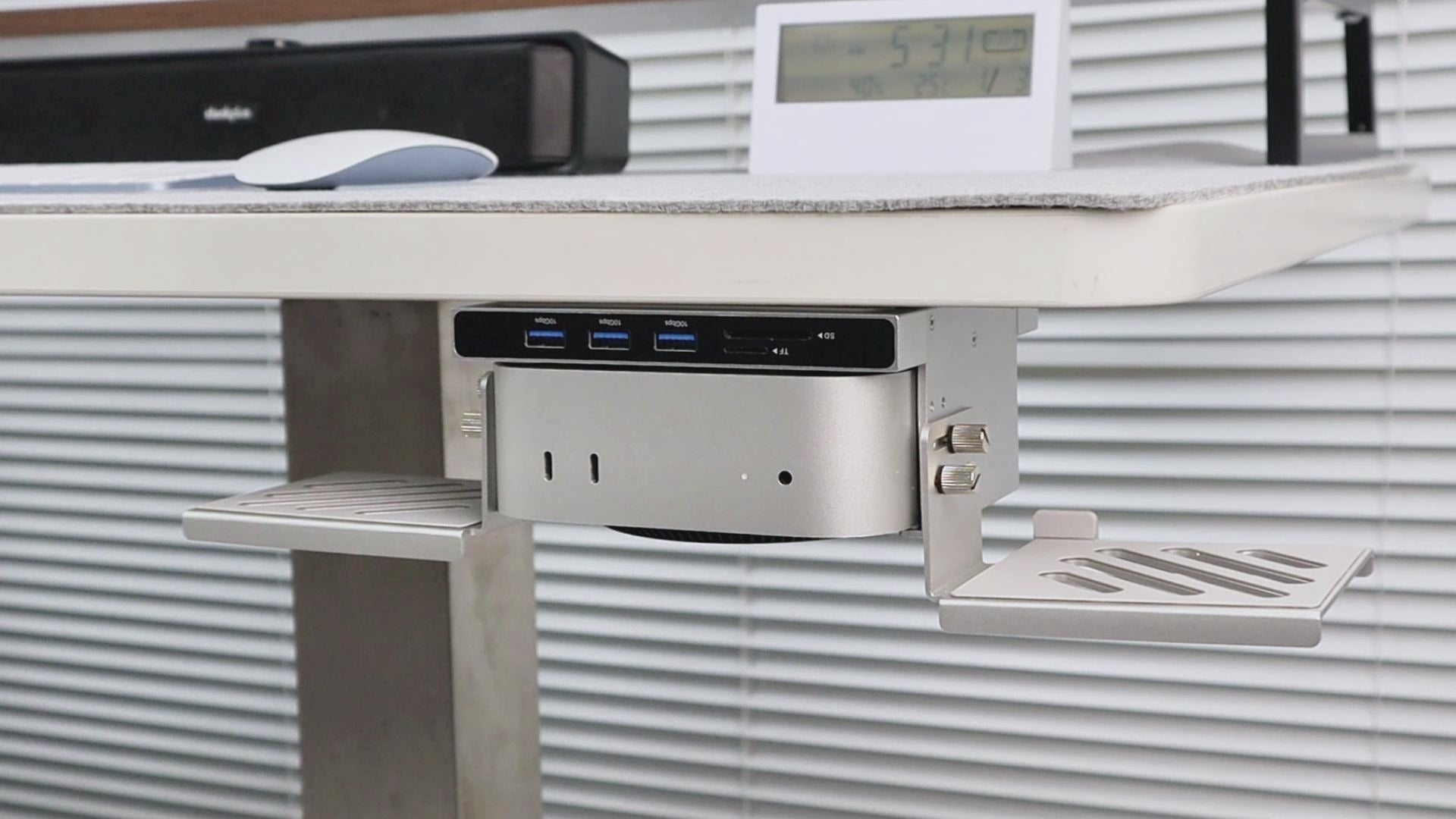 PULWTOP Mac mini M4 Dock & Stand, Metal Bracket Holder for Monitor, De
